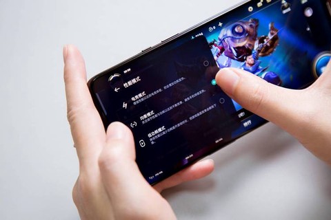 英雄联盟手游手机怎么进